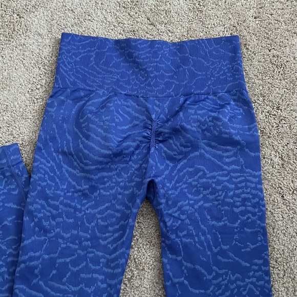 Gymshark Adapt Animal Print Seamless legging - Size Small - Picture 2 of 2